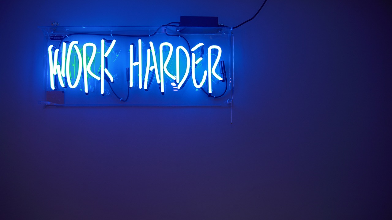 découvrez comment stimuler la motivation au sein de votre équipe avec des stratégies efficaces et des conseils pratiques. transformez l'engagement et la productivité de votre groupe en cultivant un environnement de travail inspirant.