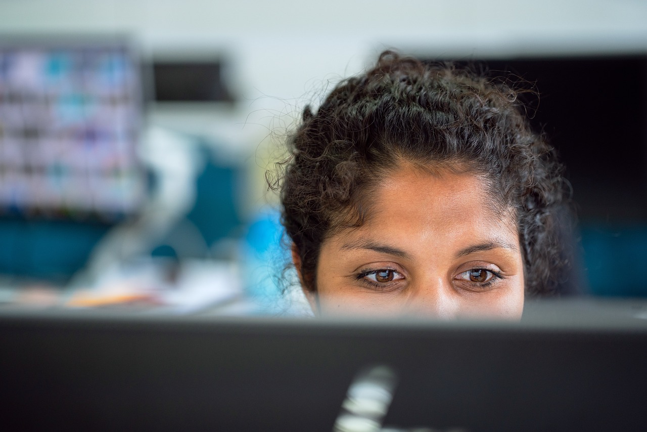 découvrez tout ce qu'il faut savoir sur les avantages offerts aux employés : types de prestations, importance pour l'entreprise et conseils pour optimiser la satisfaction au travail.