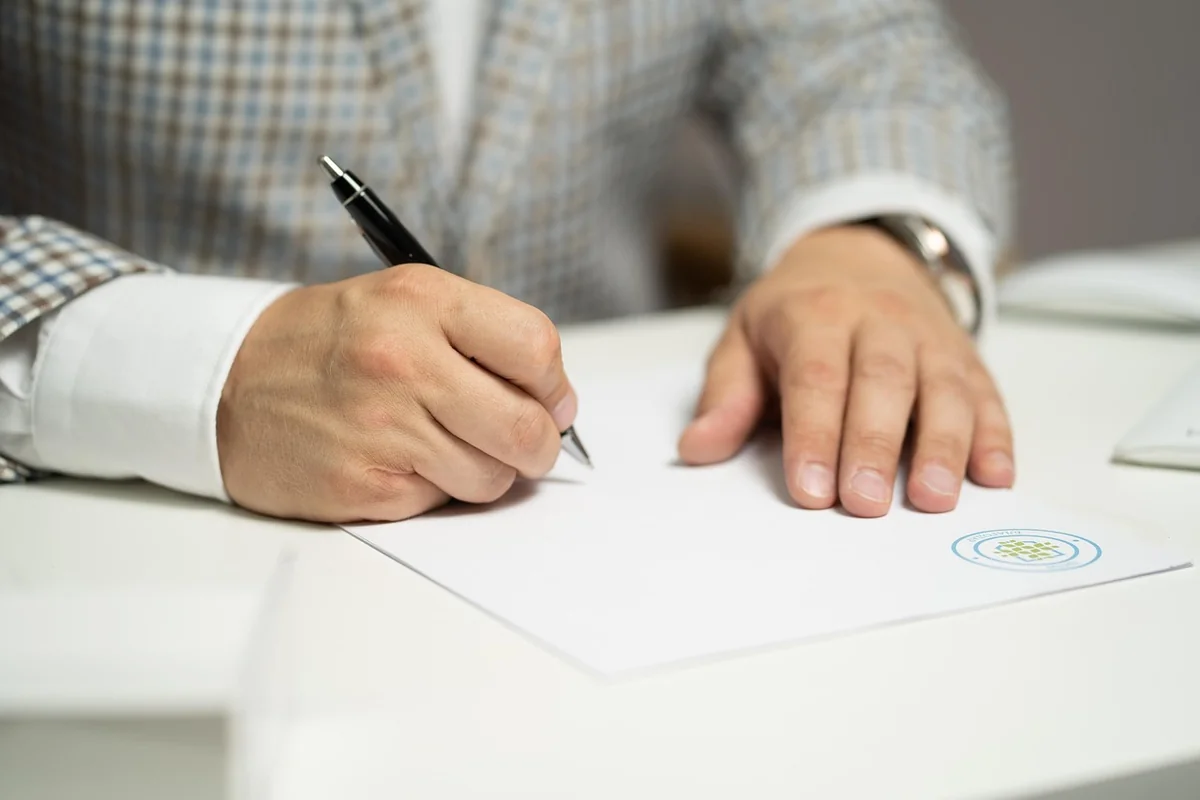 Conditions d'adhésion : les clauses qui font mal