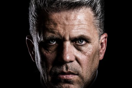 découvrez comment les ambassadeurs de marque peuvent renforcer l'image de votre entreprise et établir une connexion authentique avec votre public. explorez les stratégies efficaces pour sélectionner, former et gérer vos ambassadeurs afin de maximiser l'impact de votre marque.