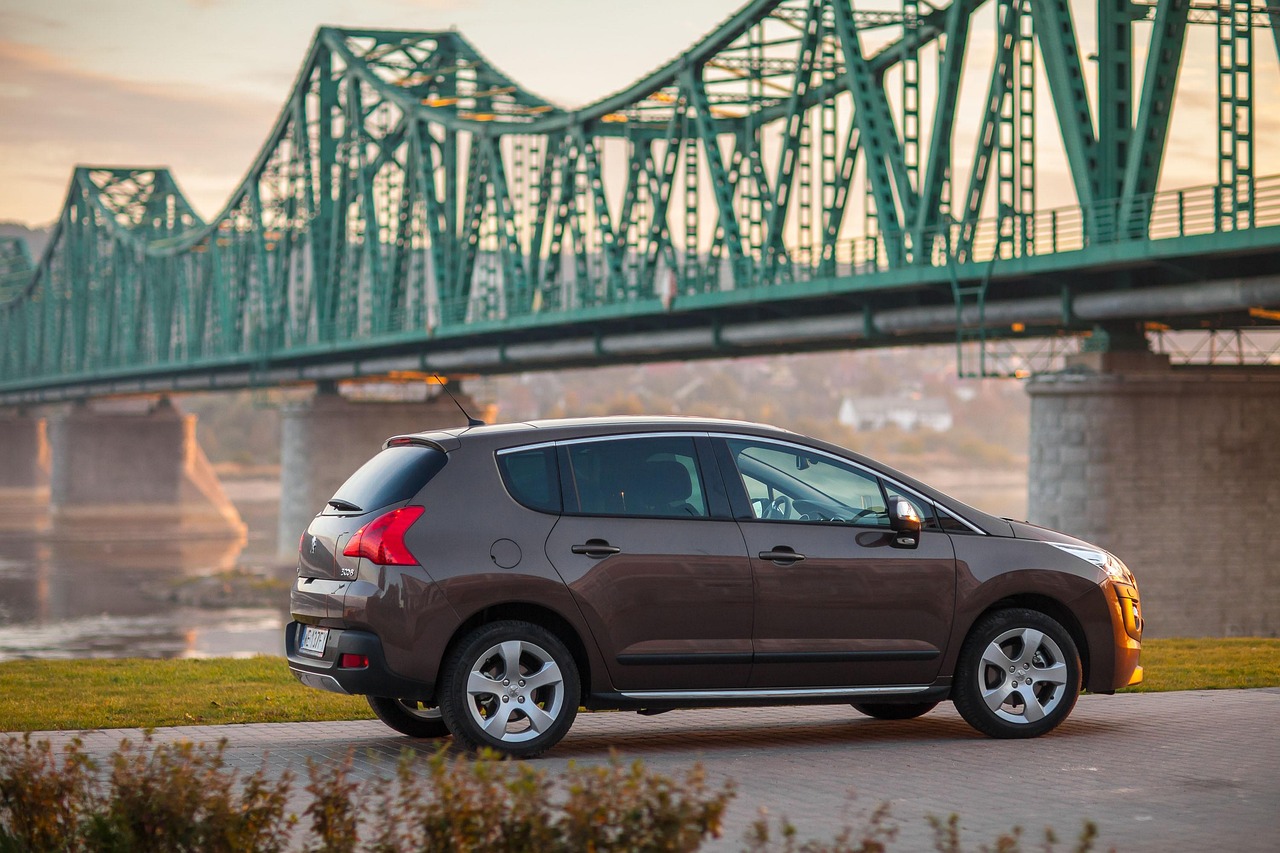 découvrez l'univers peugeot : actualités, modèles emblématiques, innovations technologiques et conseils d'entretien pour votre voiture peugeot. explorez l'excellence de la marque au lion.